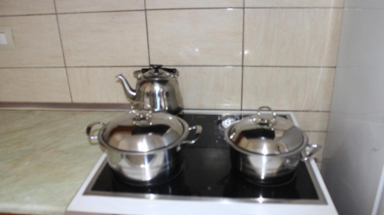 Deni'S Family Apartment In New Blvd Tiran Dış mekan fotoğraf
