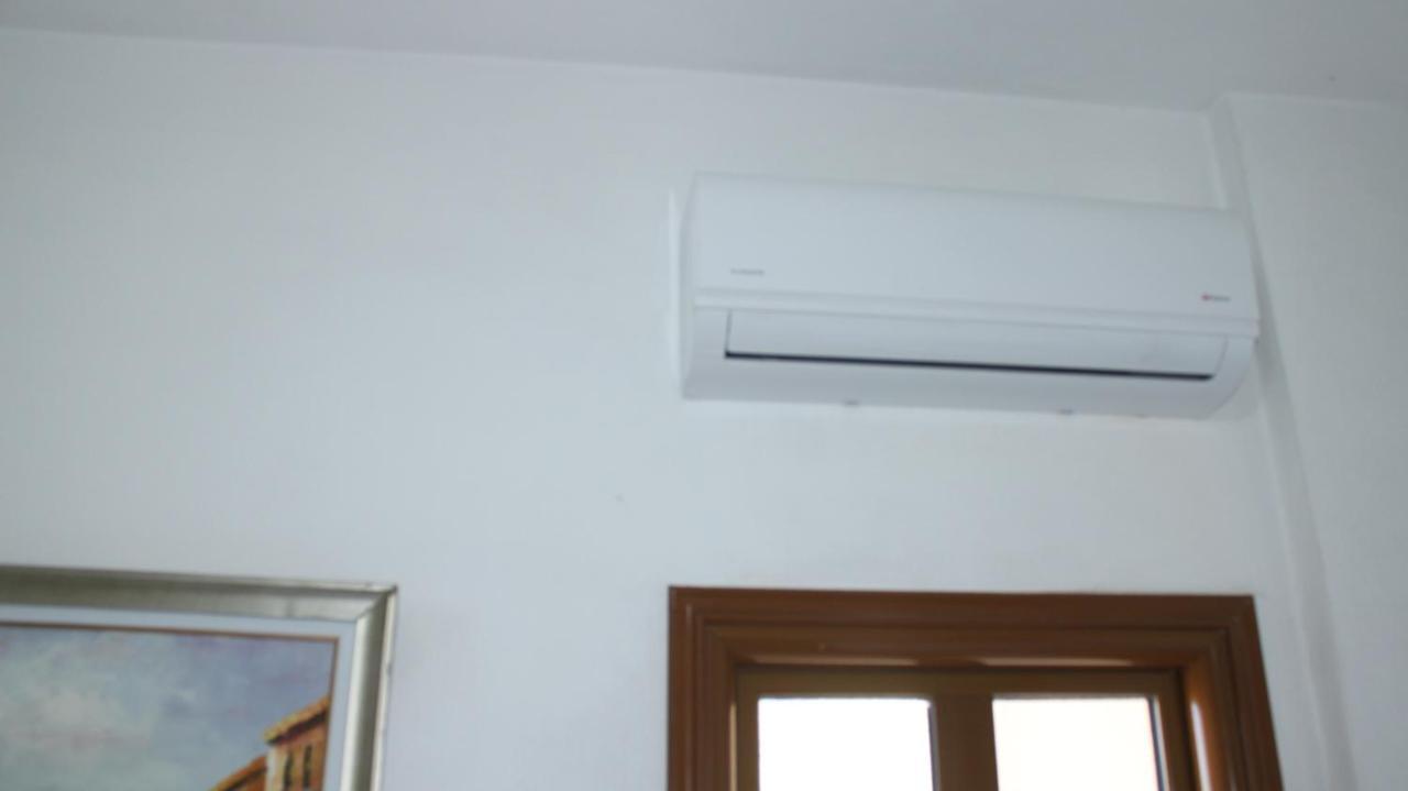 Deni'S Family Apartment In New Blvd Tiran Dış mekan fotoğraf