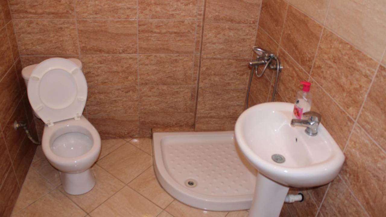 Deni'S Family Apartment In New Blvd Tiran Dış mekan fotoğraf