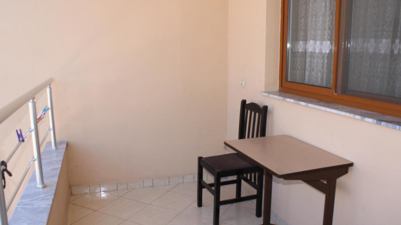 Deni'S Family Apartment In New Blvd Tiran Dış mekan fotoğraf